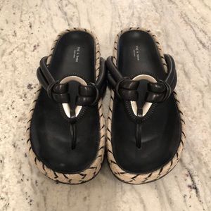 rag & bone Eva Thong in Black